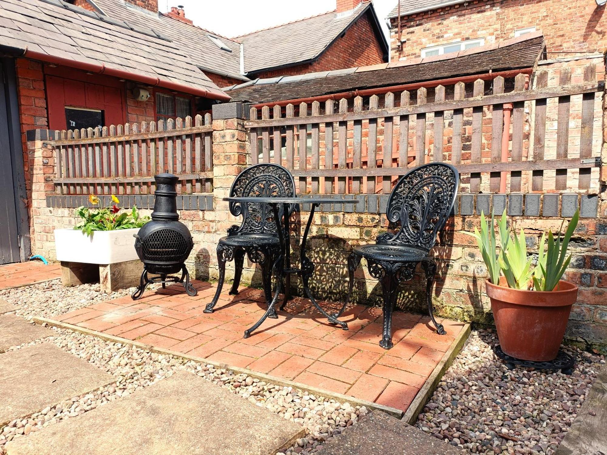 Charming Terrace Home In Whitchurch Whitchurch  Exterior foto